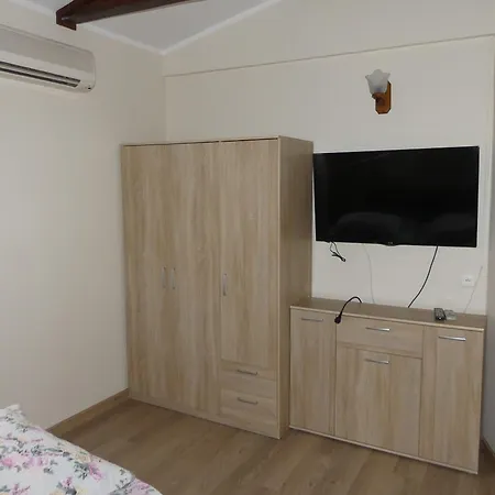 Cichy Kacik Apartment *